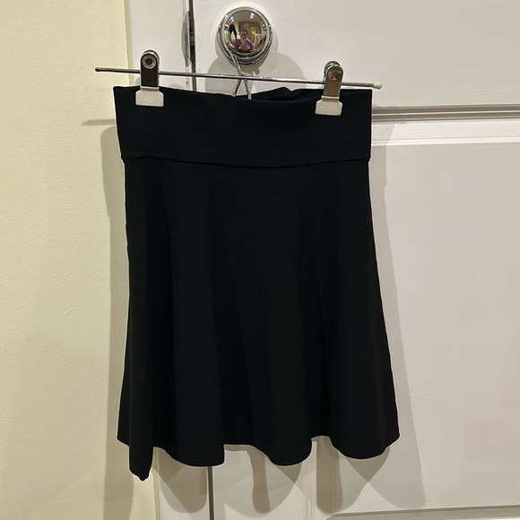 J. Crew 365 Black Wide Waistband Flare Skirt - Picture 3 of 4